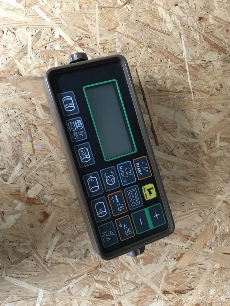 John Deere 590 Prese/balirke za četvrtaste bale