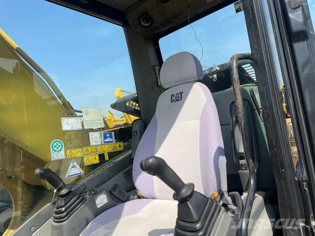 CAT 329 D Polovni bageri sa dugom rukom