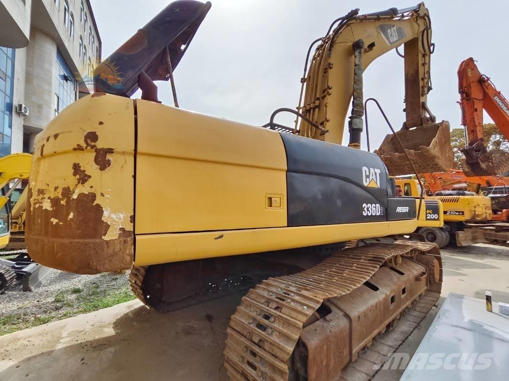 CAT 336D2 Bageri guseničari