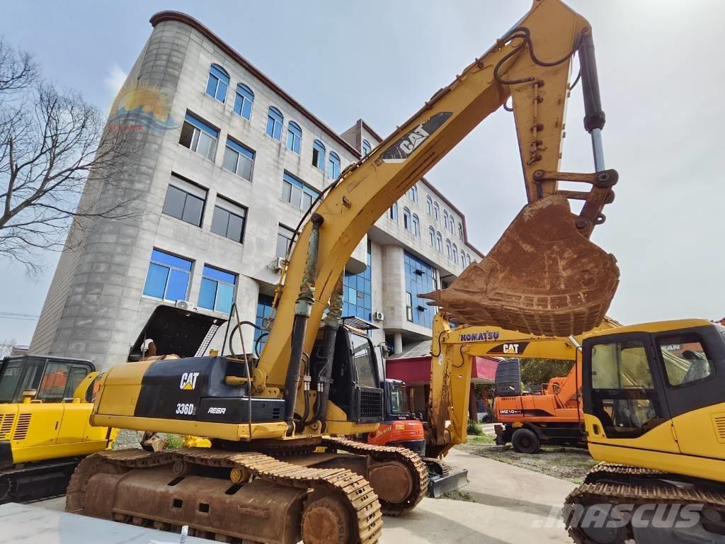 CAT 336D2 Bageri guseničari