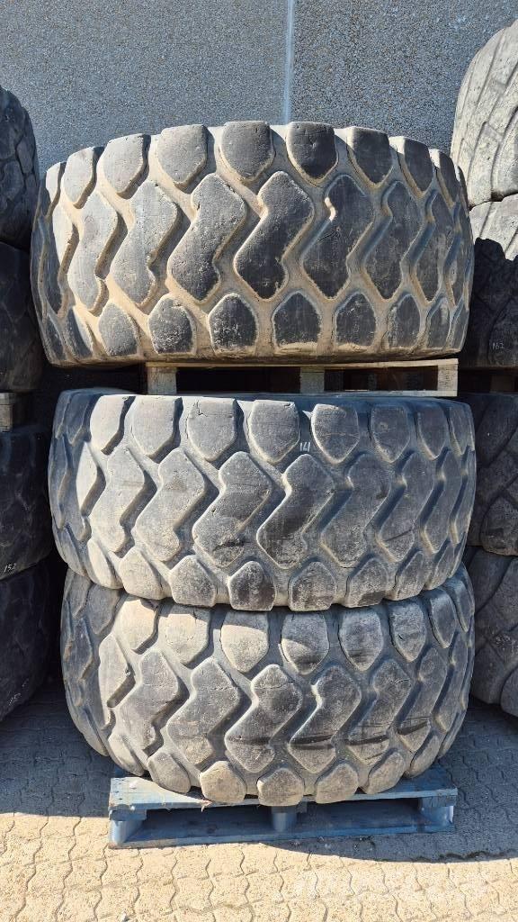 Triangle 29.5R25 Gume, točkovi i felne
