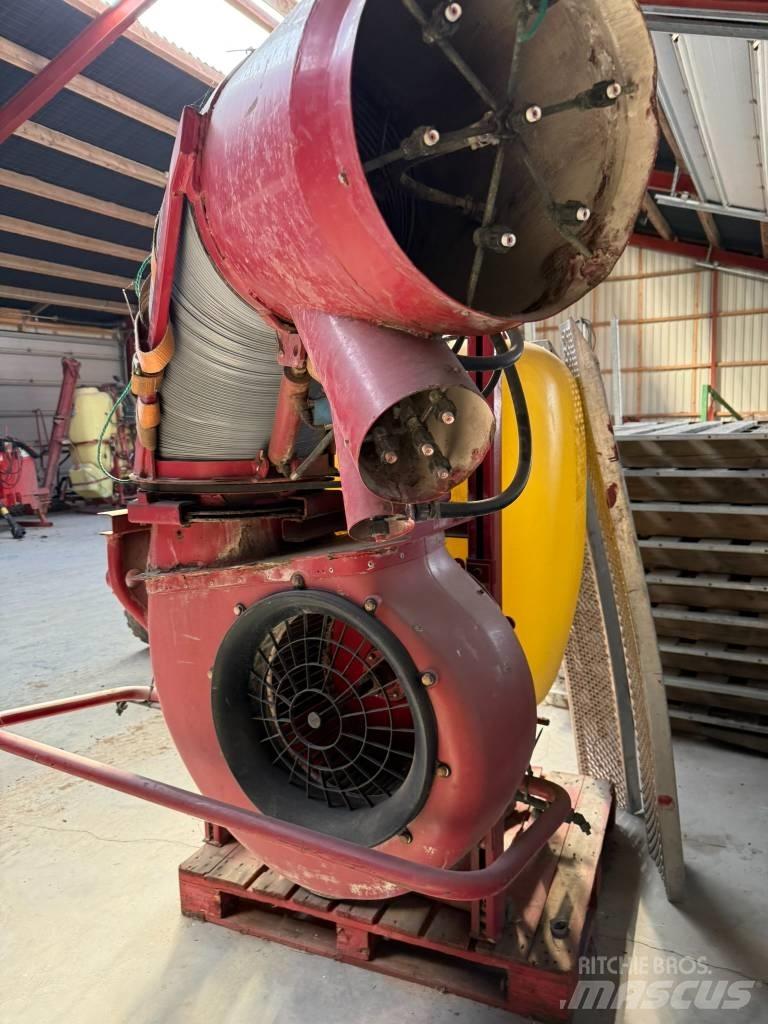 Hardi 600 SVCO Montirane prskalice