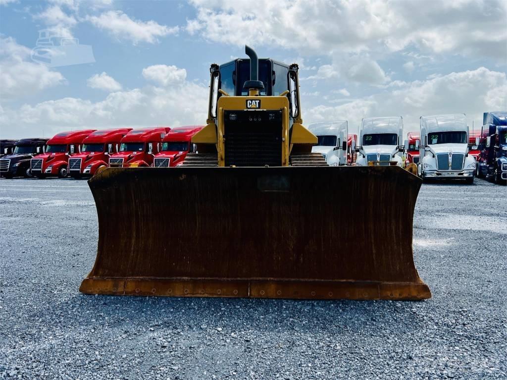 CAT D 6 N XL Buldožeri guseničari