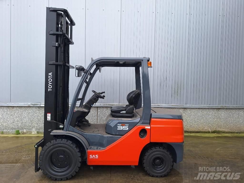 Toyota 52-2 FD JF 35 Dizelski viljuškari