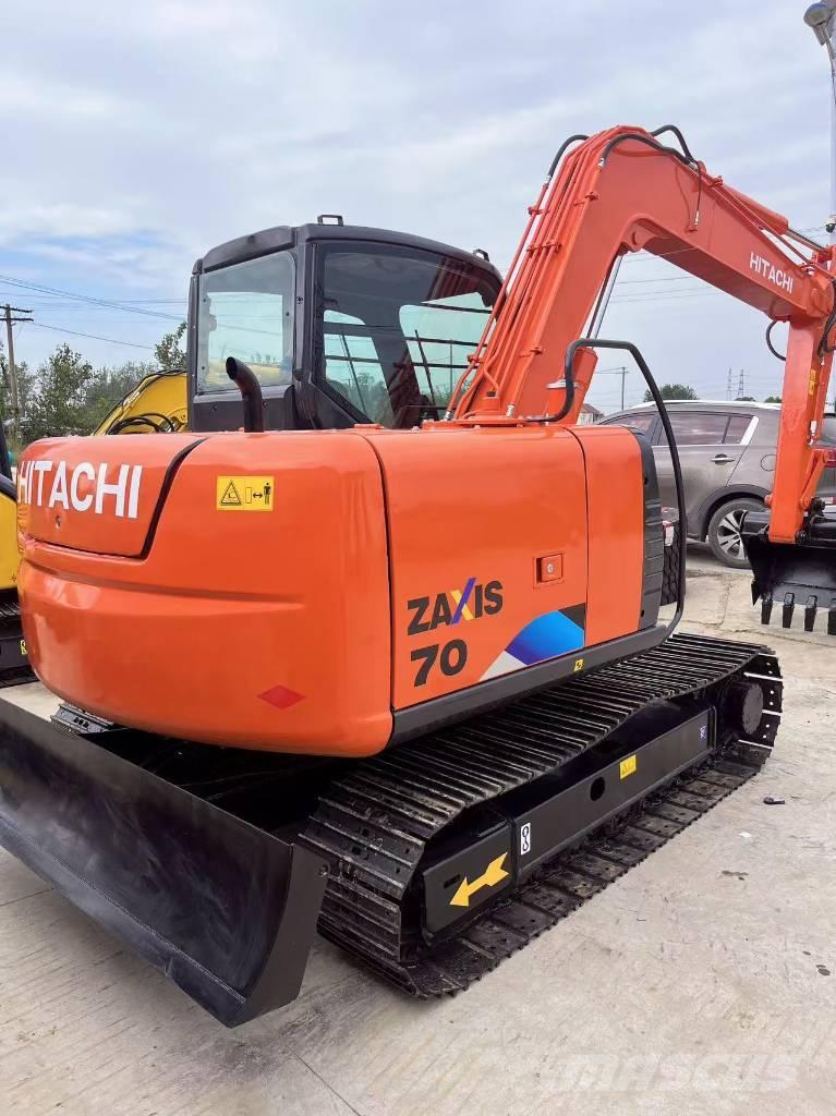 Hitachi ZX 70 Midi bageri 7t – 12t
