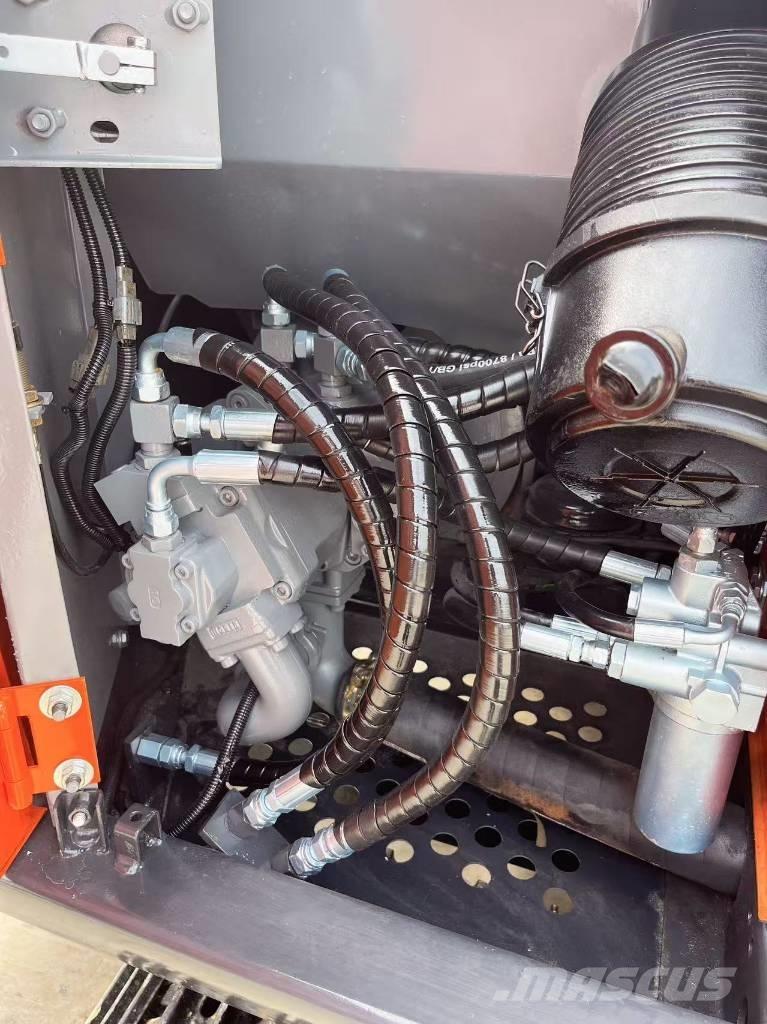 Hitachi ZX 70 Midi bageri 7t – 12t