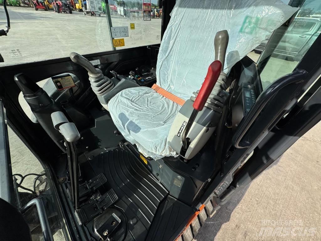 Hitachi ZX 26 U-6 cr Mini bageri < 7t