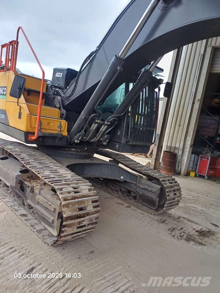 Volvo EC 300 EL Bageri guseničari