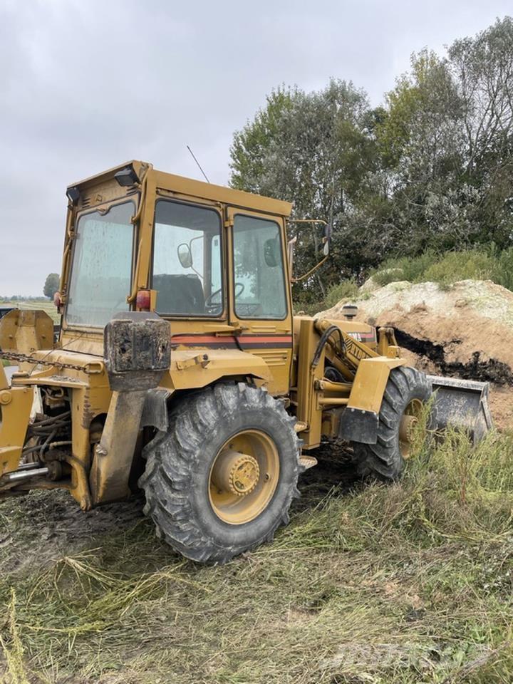 Hydrema 807 Rovokopači