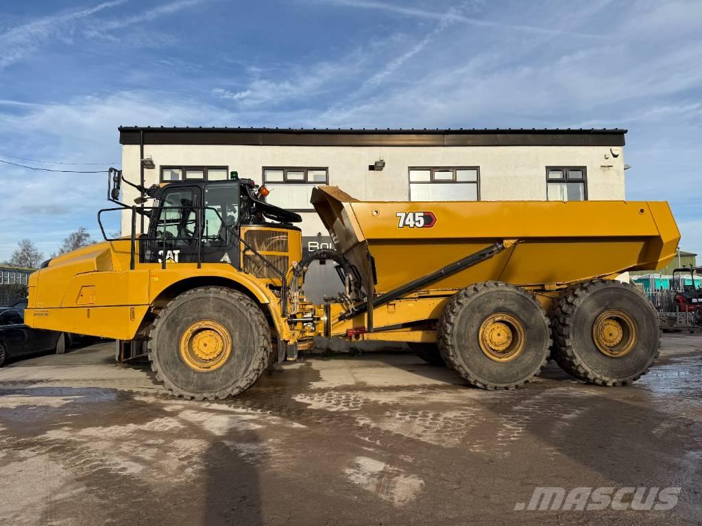CAT 745 Zglobni damperi