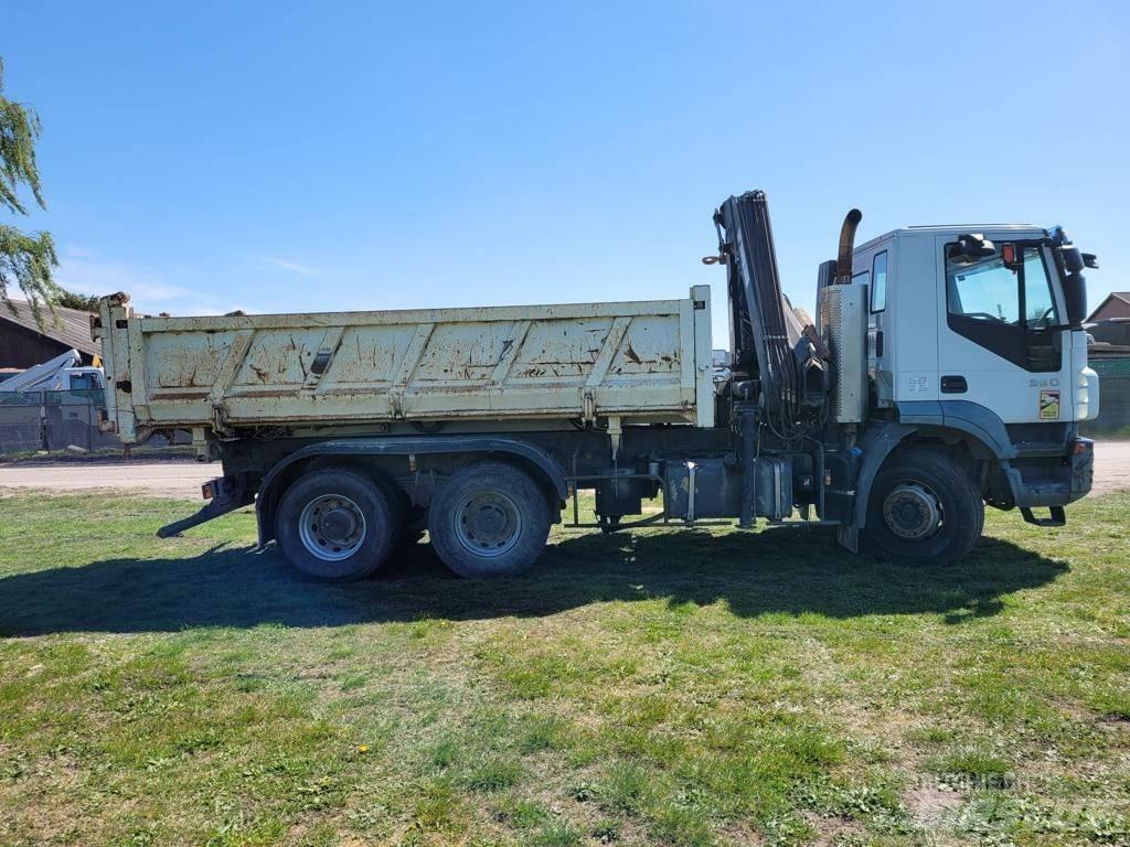 Iveco Trakker 360 Kamioni sa kranom