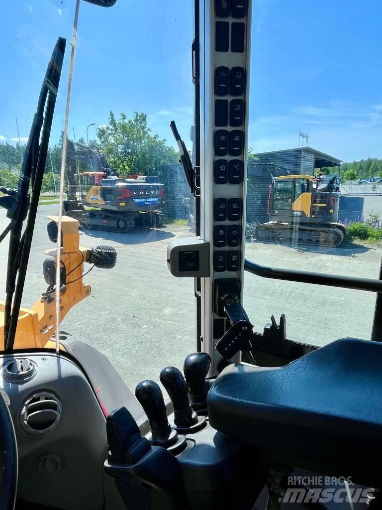 Volvo L 120 H Utovarivači na točkove
