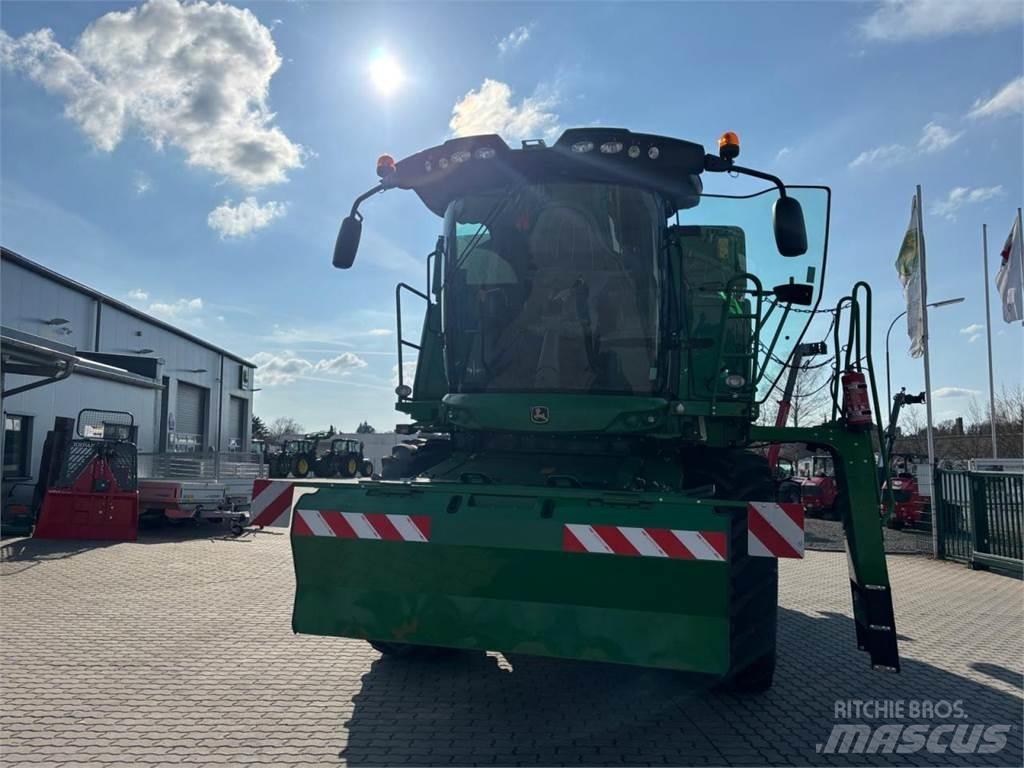 John Deere T550 Kombajni