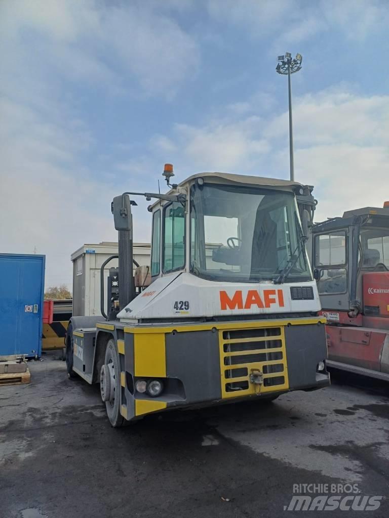 Mafi R332 Terminalni tegljači