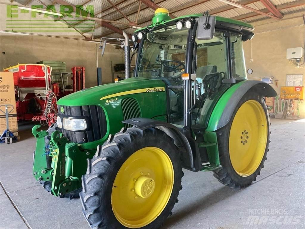 John Deere 5100R Traktori