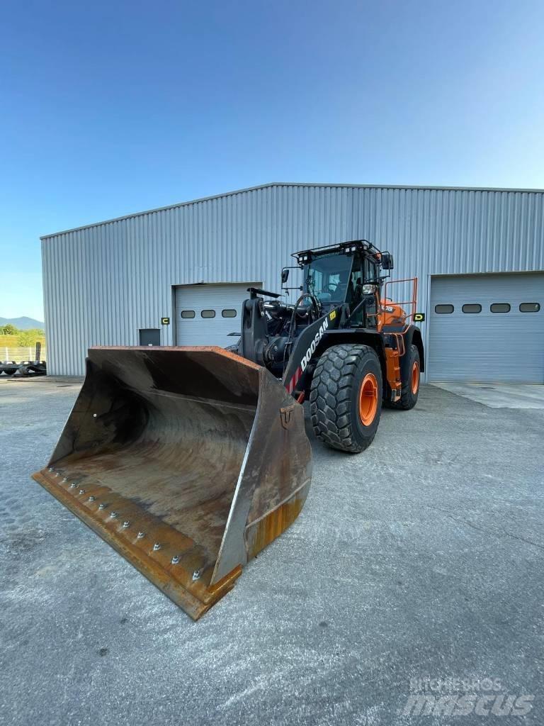 Doosan DL 320-7 Utovarivači na točkove