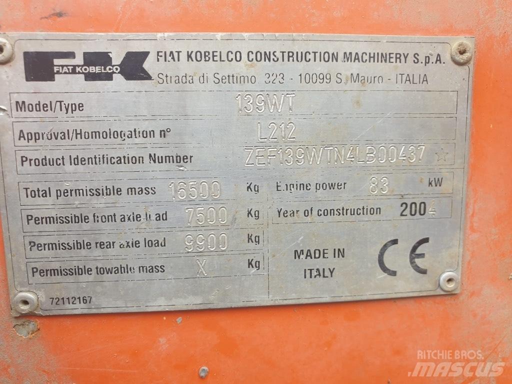 Fiat-Kobelco E 145 W Bageri točkaši