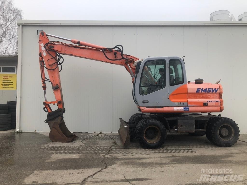 Fiat-Kobelco E 145 W Bageri točkaši