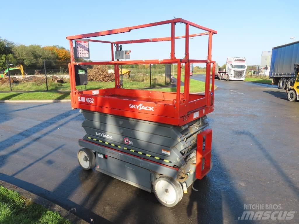 SkyJack SJ III 4632 Makazaste platforme