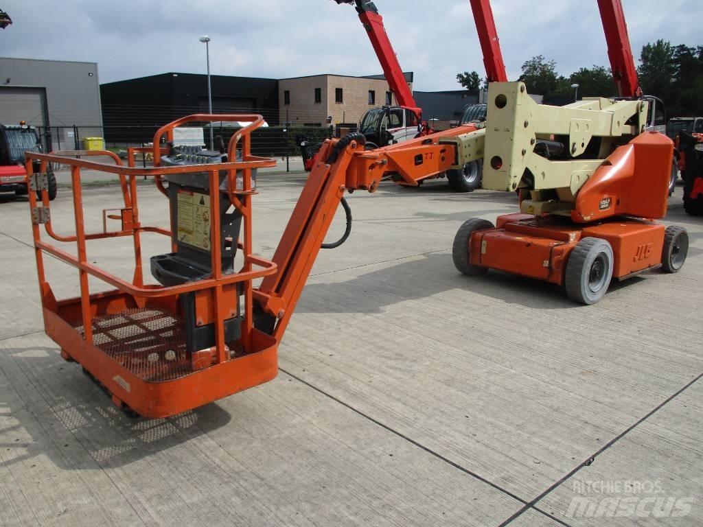 JLG E400 AJPN (048) Teleskopske samohodne platforme