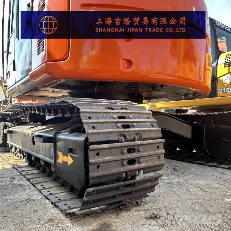 Hitachi ZX 135 Bageri guseničari