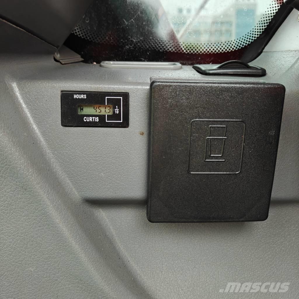 Doosan DX 225 LCA Bageri guseničari