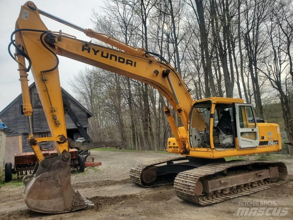 Hyundai R250LC-7 Bageri guseničari