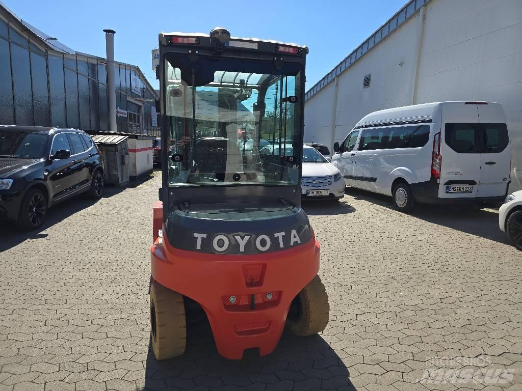 Toyota Traigo 80 Električni viljuškari
