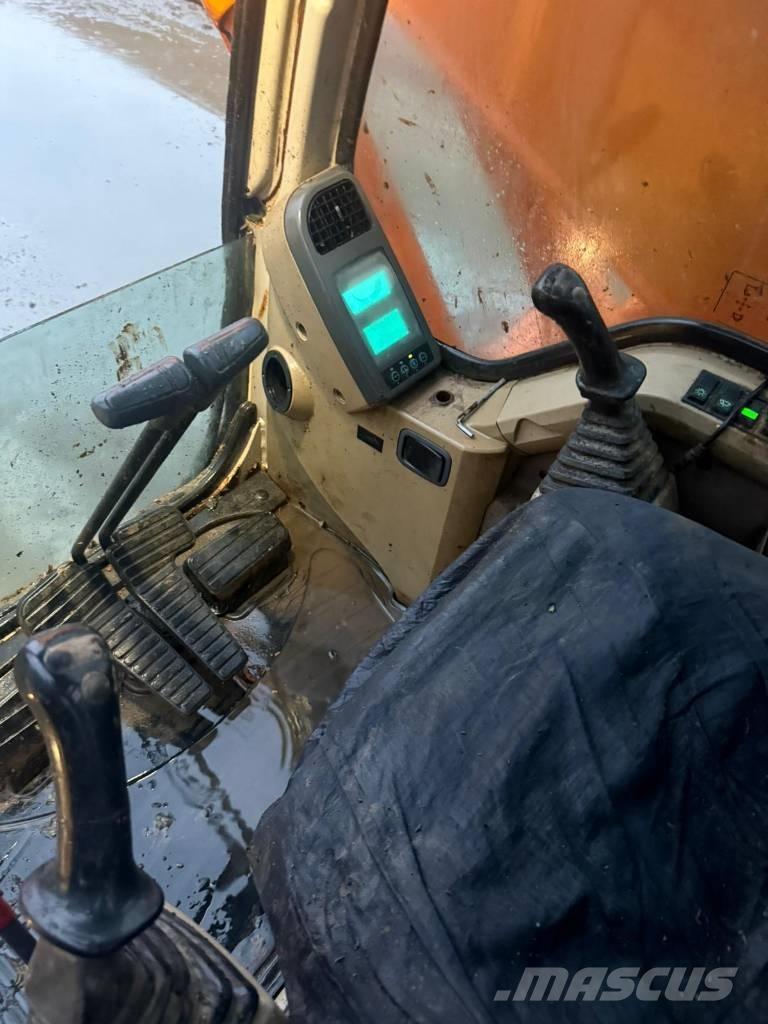 Doosan DX 140 LC Bageri guseničari