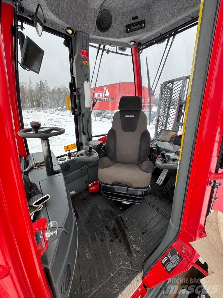 Komatsu 875 Forvarderi