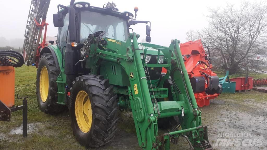 John Deere 6110 R Traktori