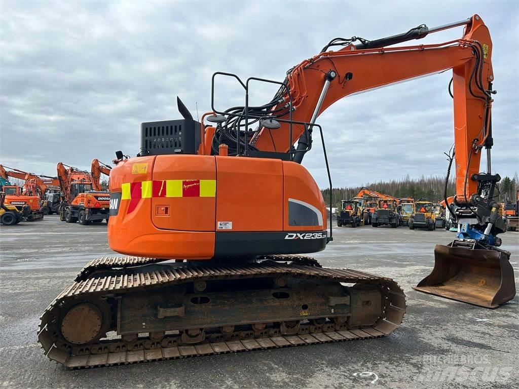 Doosan DX235LCR-5 Bageri guseničari