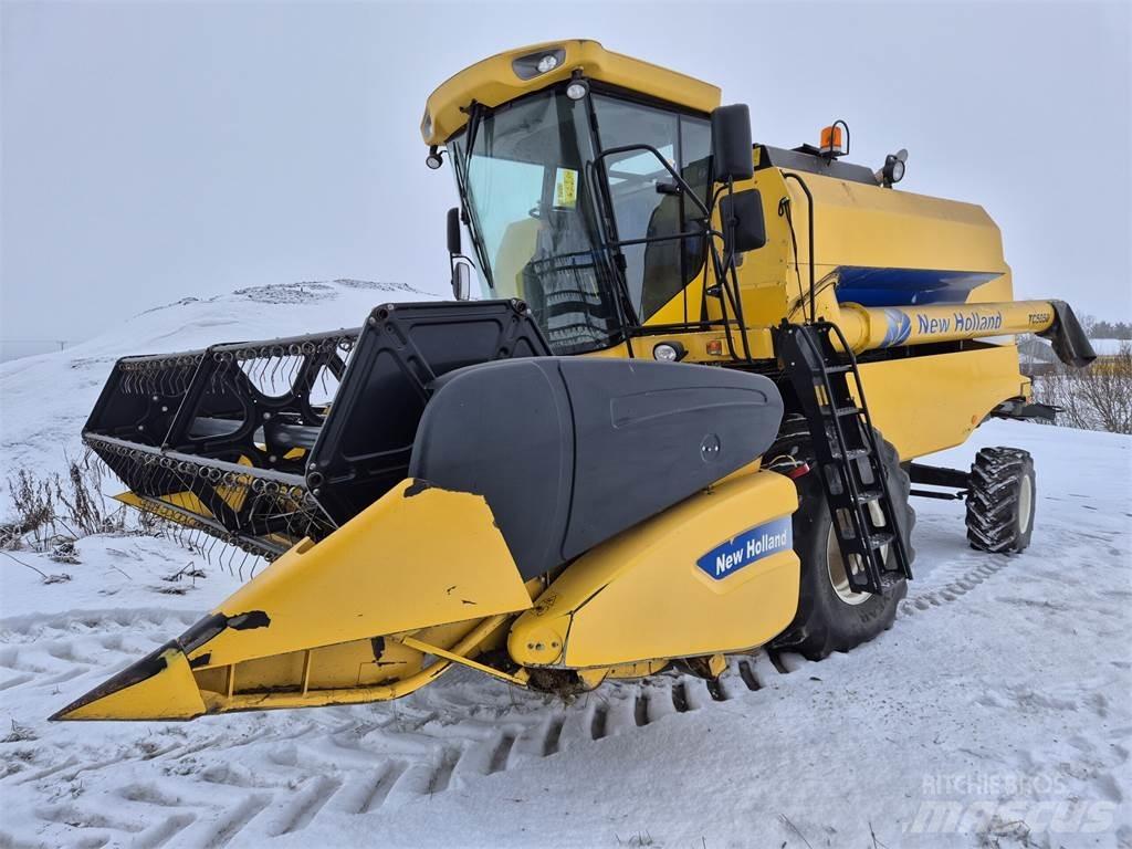 New Holland TC5050 Kombajni