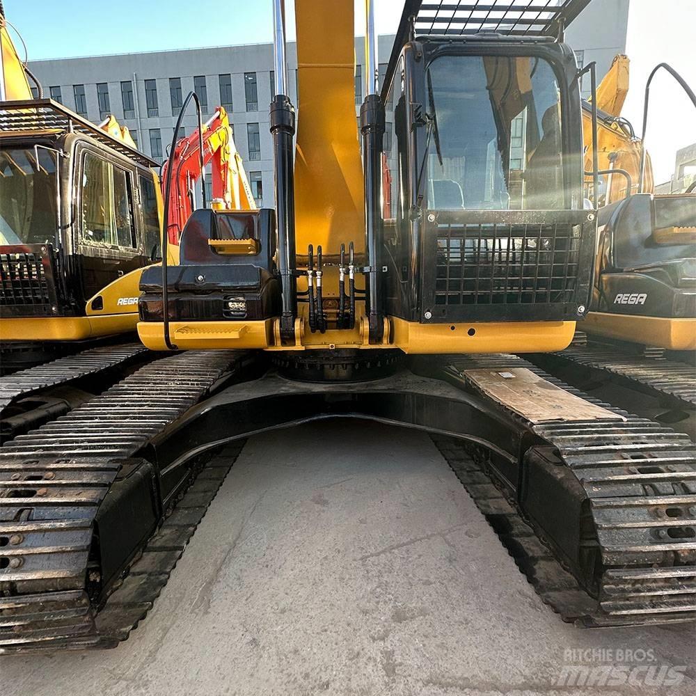 CAT 323 D Bageri guseničari