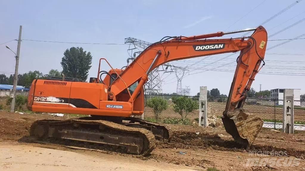 Doosan DH 225 LC-7 Bageri guseničari