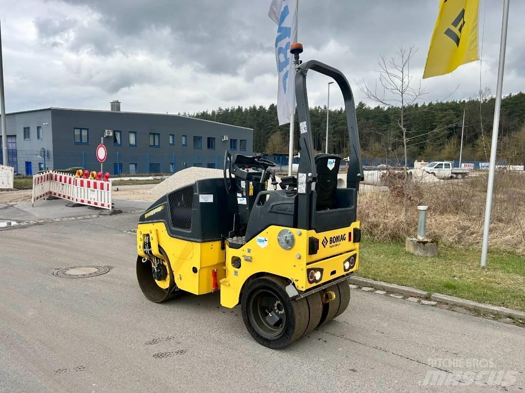 Bomag BW 100 AC-5 Valjci sa duplim bubnjem