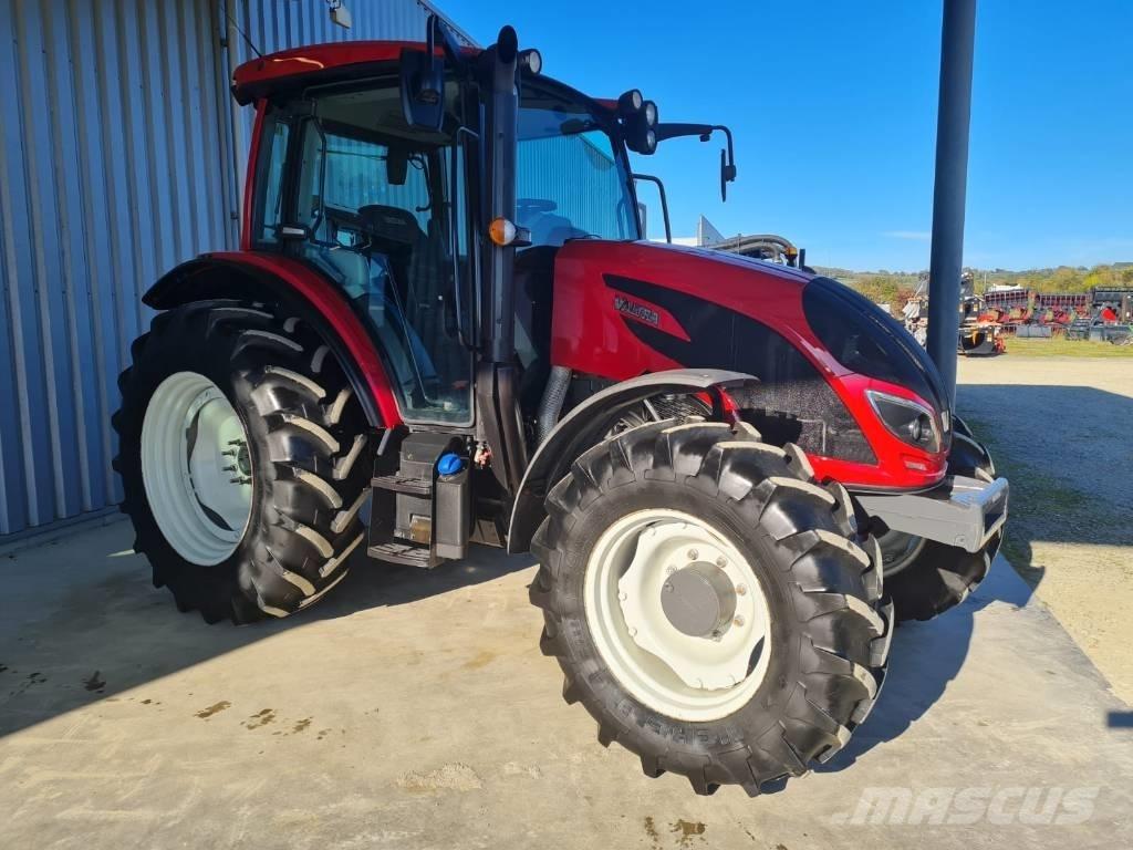 Valtra A 134 Traktori