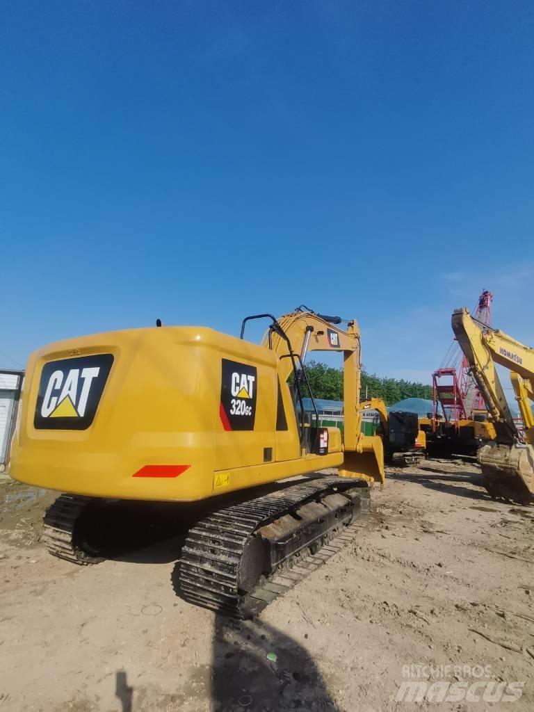 CAT CAT320GC Midi bageri 7t – 12t