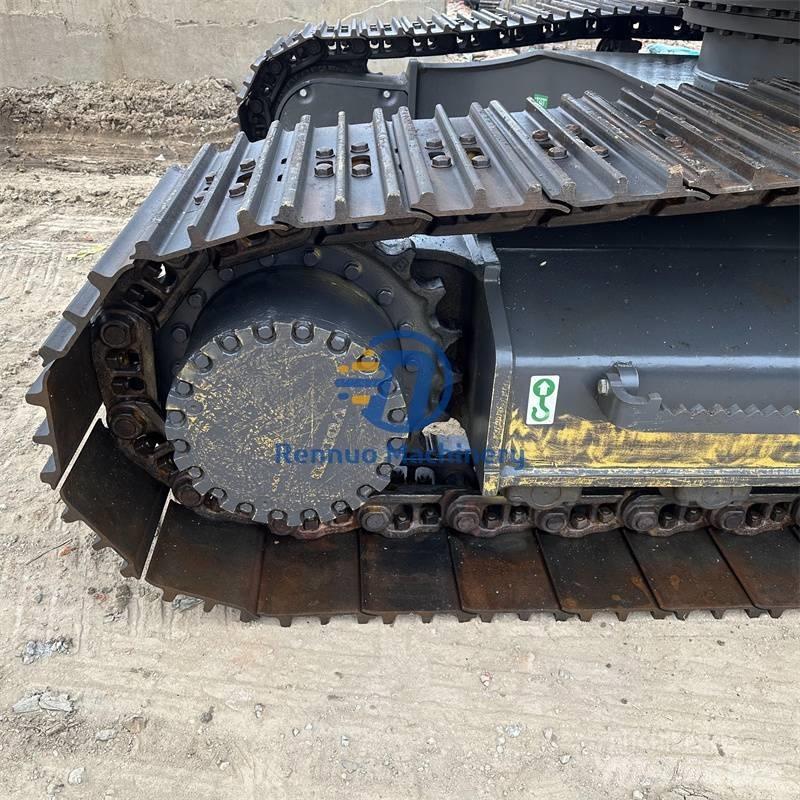 Volvo EC 240 Bageri guseničari