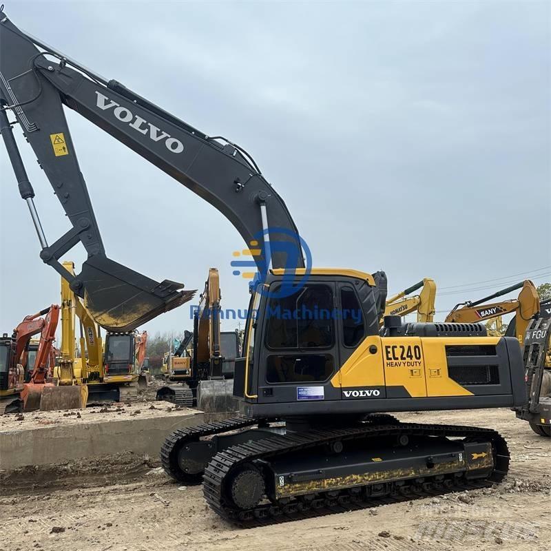 Volvo EC 240 Bageri guseničari