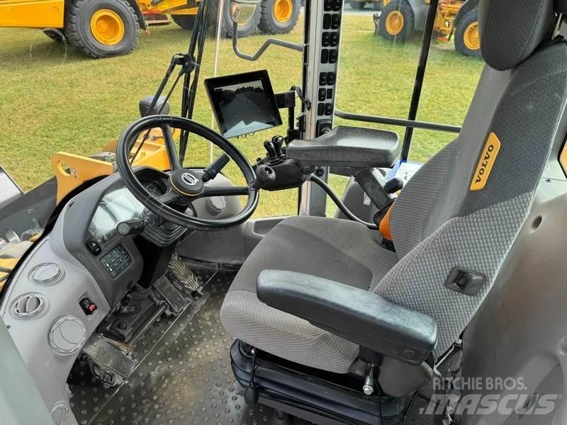 Volvo L 120 H Utovarivači na točkove