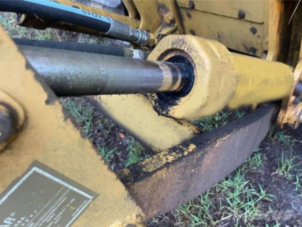 CAT D 5 G Buldožeri guseničari