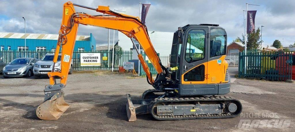 Develon Excavator Bageri guseničari