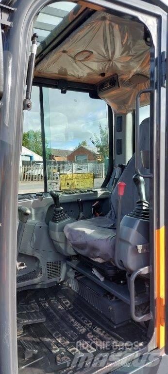 Develon Excavator Bageri guseničari