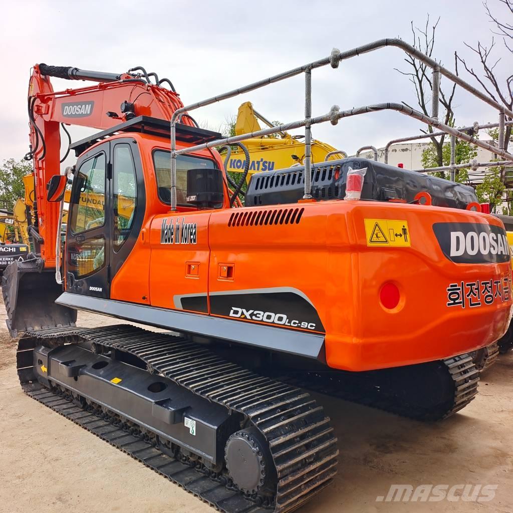Doosan DX300LC-9C Bageri guseničari