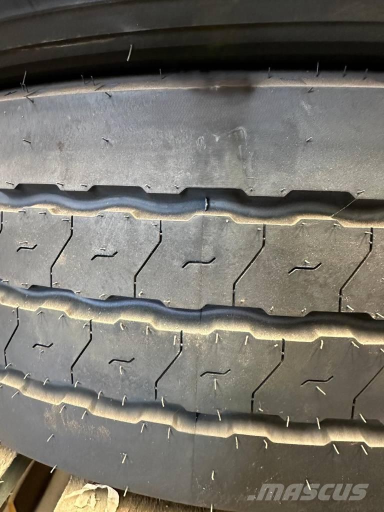 Goodyear 245/70R17 Gume, točkovi i felne