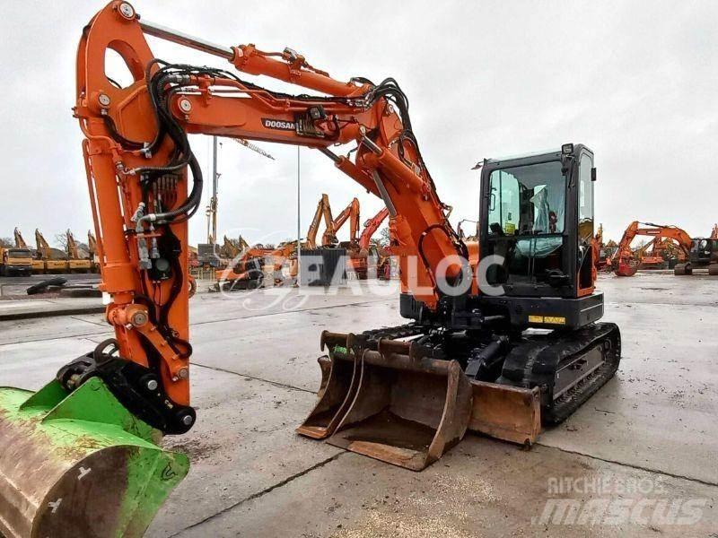 Doosan DX85R Bageri guseničari