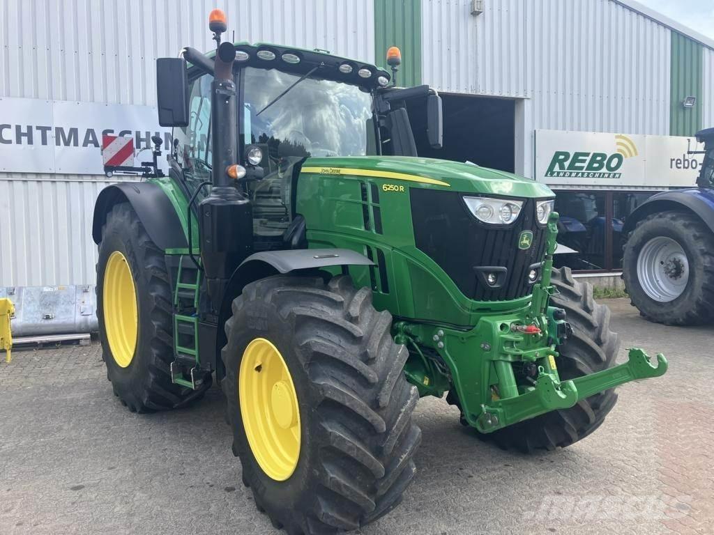 John Deere 6250R Traktori