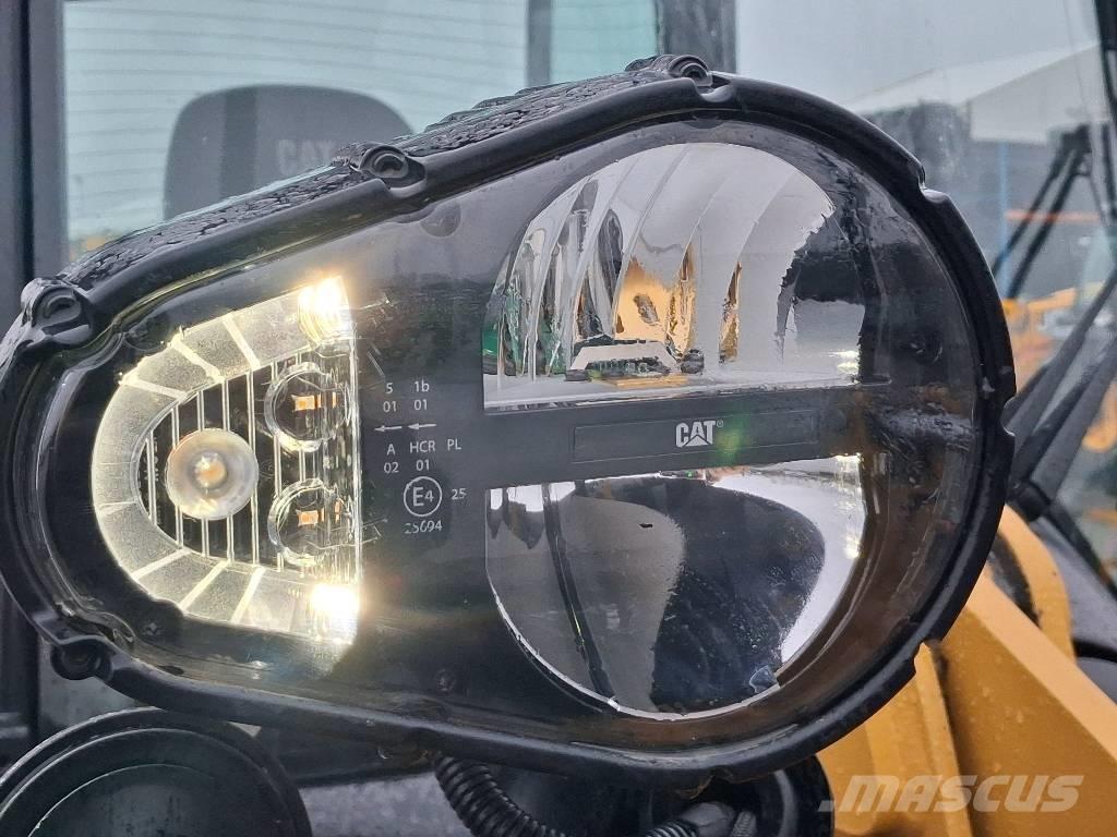 CAT 906 Utovarivači na točkove