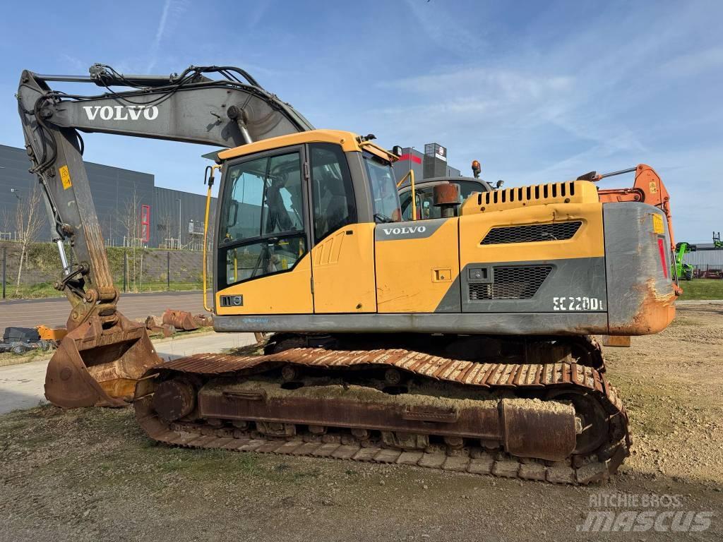 Volvo EC220DL Bageri guseničari
